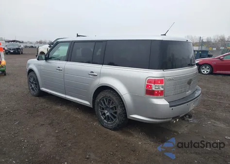 2010 Ford Flex Limited z USA, uszkodzony, nr VIN 2FMHK6DC1ABA81235